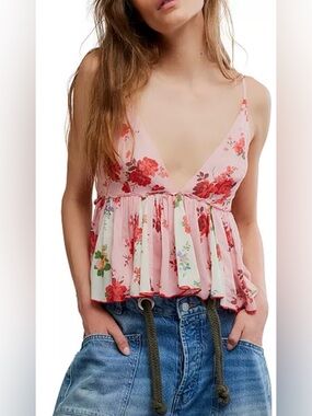 Tillie Top NWOT pink combo